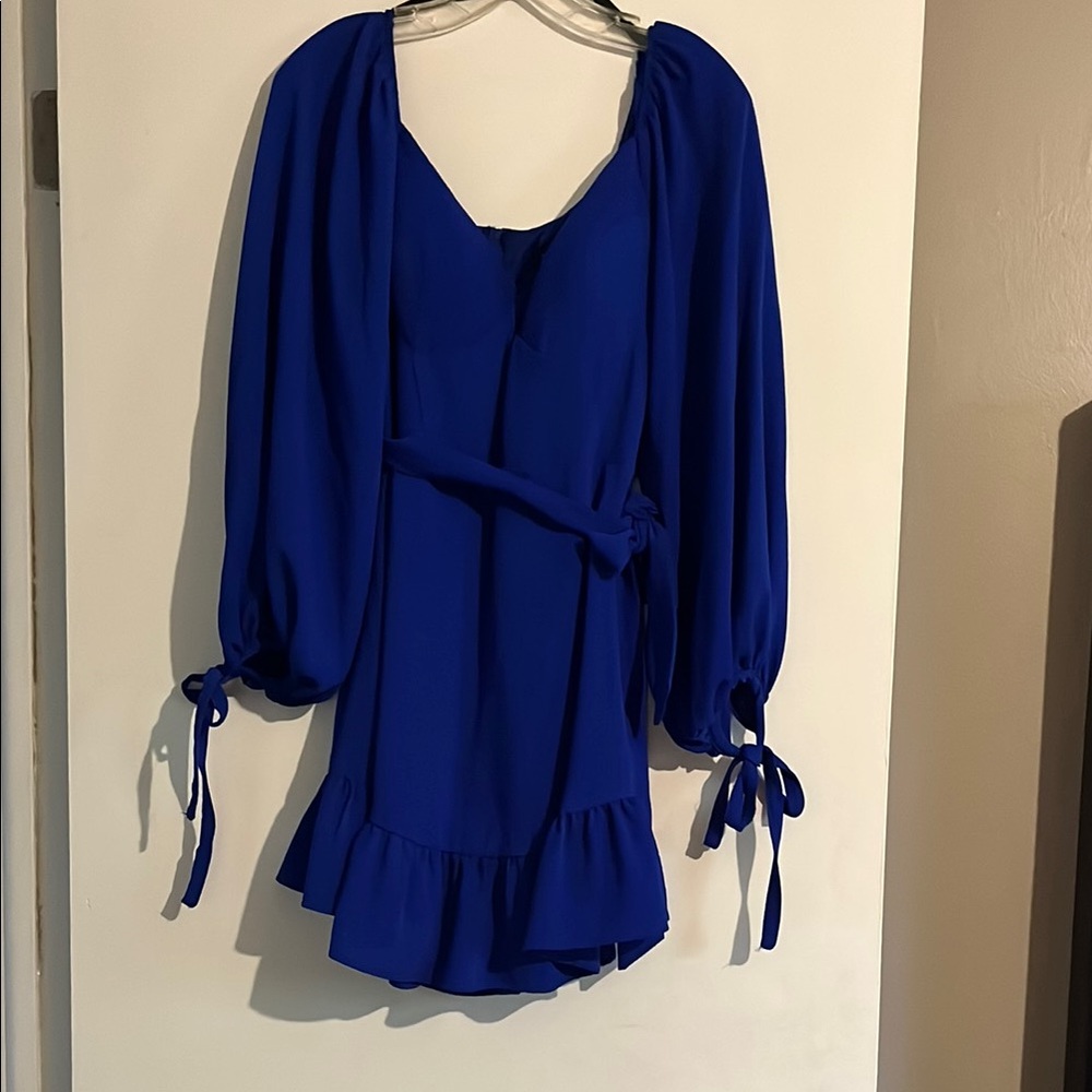 Elegant Blue Dress with Tie Sleeves
